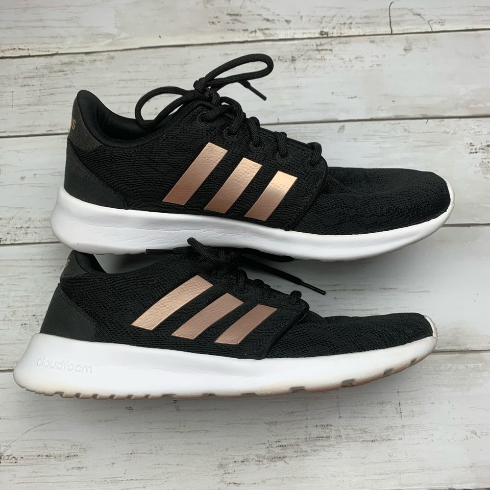 Adidas Cloudfoam sneakers